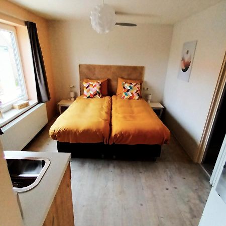 Bb De Hinker Bed & Breakfast Cothen Eksteriør bilde